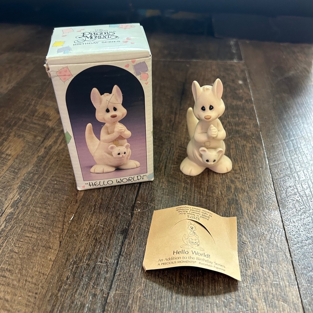 Precious‎ Moments Hello World Kangaroo Birthday Series Figurine 521175 1988 Box